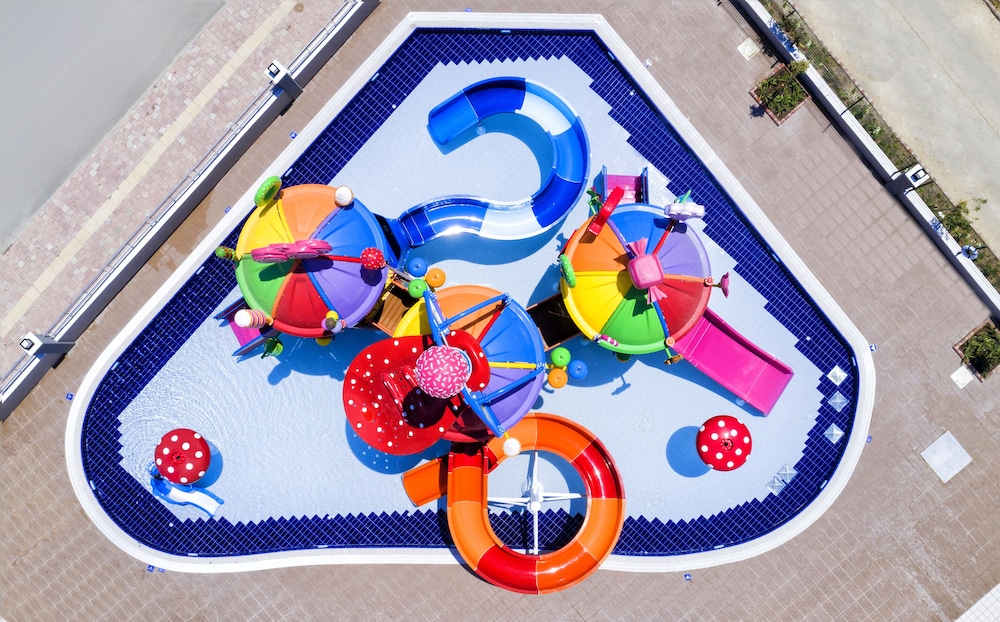 Greenwood Suites Resort — Attractions for children in Lara