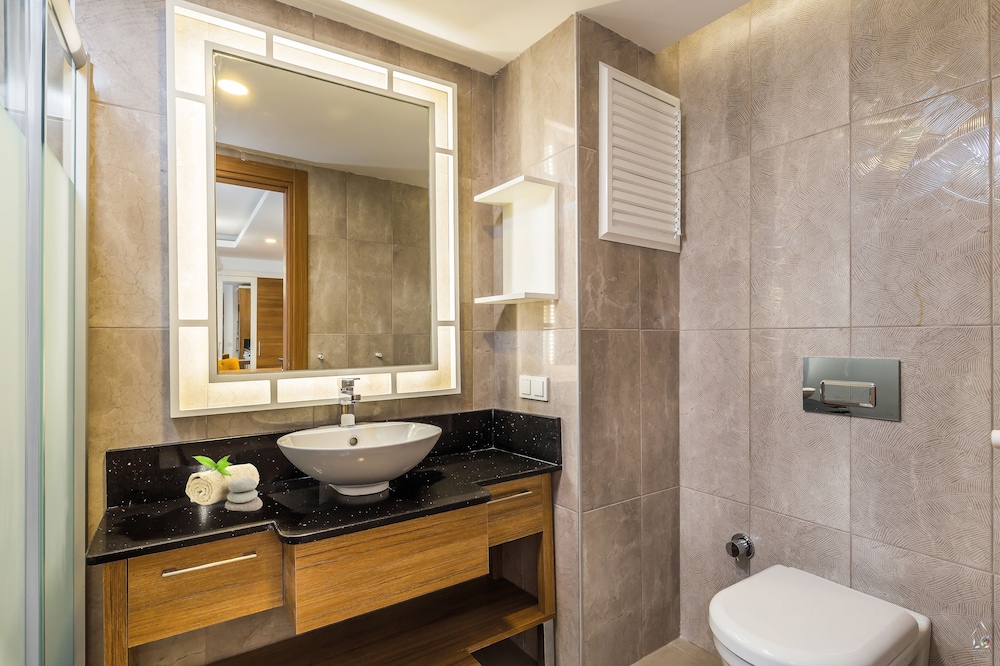 Greenwood Suites Resort — Hotel rooms in Lara