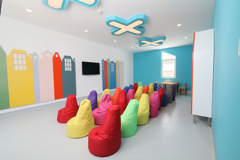 Greenwood Suites Resort — Attractions for children in Lara