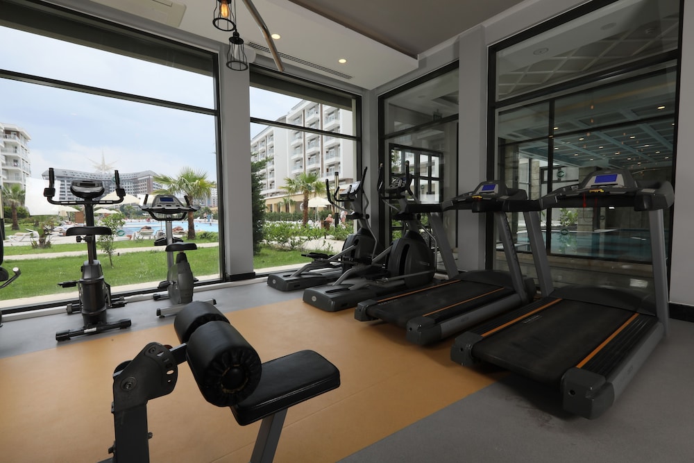 Greenwood Suites Resort — Sports & recreation in Lara