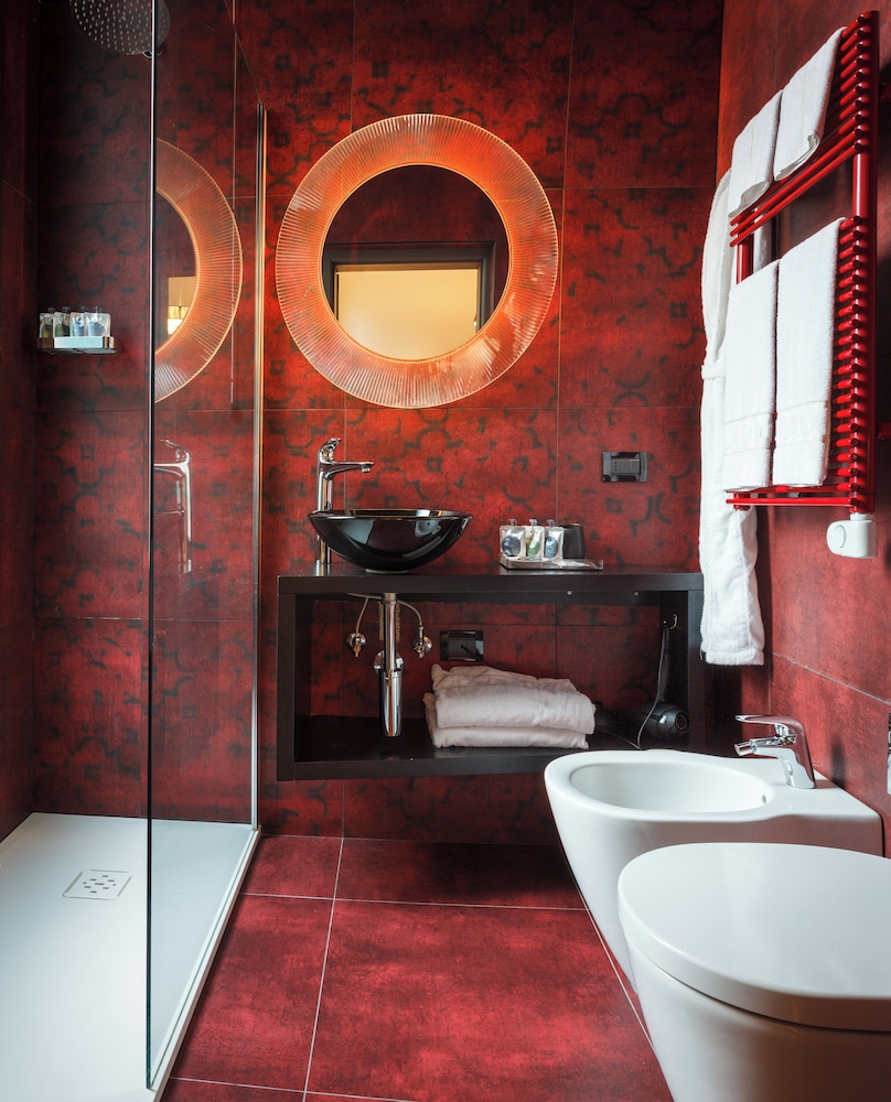 Riva del Vin Boutique Hotel — Hotel rooms in Venice, Veneto