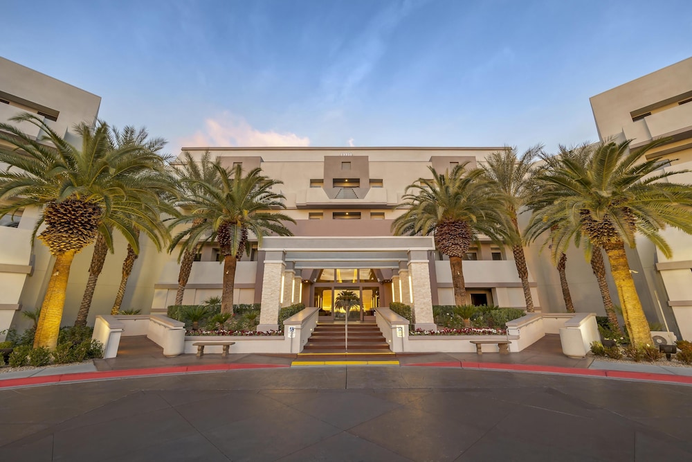 Hilton Vacation Club Cancun Resort Las Vegas — Hotel building in Las Vegas, Nevada