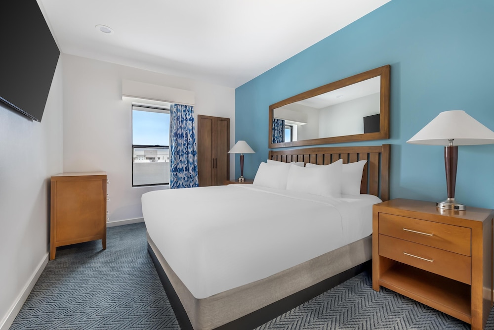 Hilton Vacation Club Cancun Resort Las Vegas — Hotel rooms in Las Vegas, Nevada