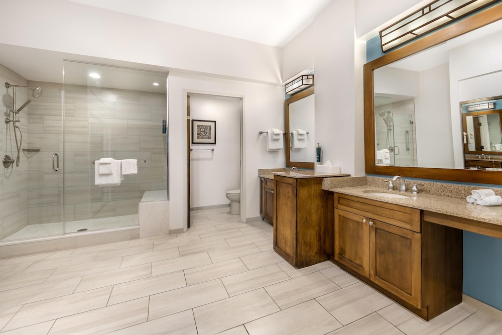 Hilton Vacation Club Cancun Resort Las Vegas — Hotel rooms in Las Vegas, Nevada