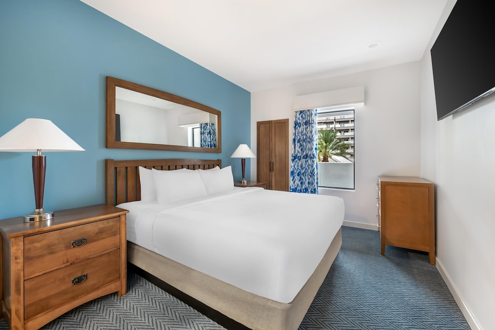 Hilton Vacation Club Cancun Resort Las Vegas — Hotel rooms in Las Vegas, Nevada