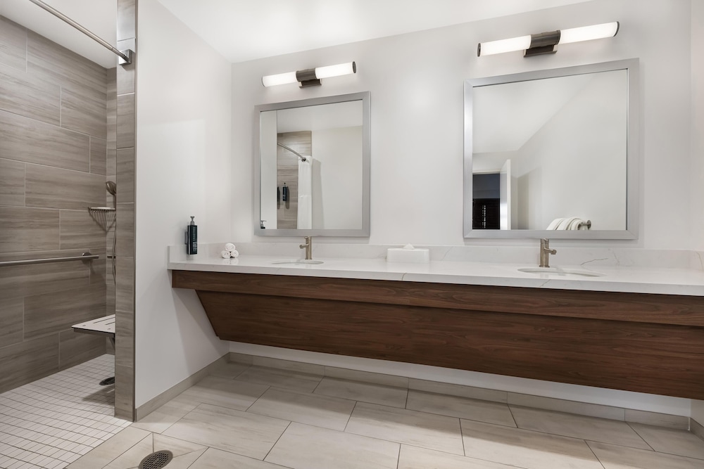 Hilton Vacation Club Cancun Resort Las Vegas — Hotel rooms in Las Vegas, Nevada