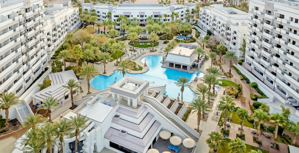 Hilton Vacation Club Cancun Resort Las Vegas — Main photo in Las Vegas, Nevada