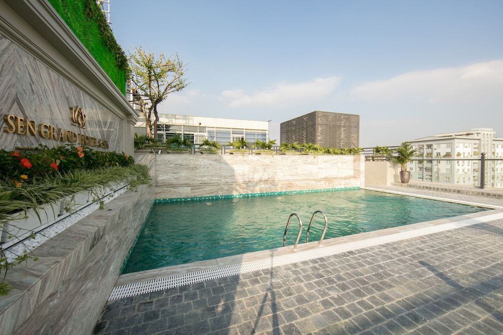 Hanoi (7 dni) w Sen Grand Hotel & Spa managed by Sen Group z Warszawy