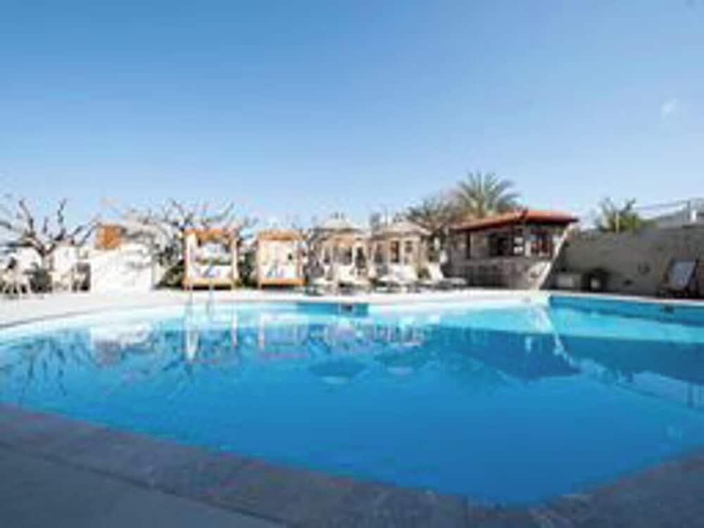 Dimitra Hotel & Apartments by Omilos Hotels — Swimming pool in Kokkini Chani