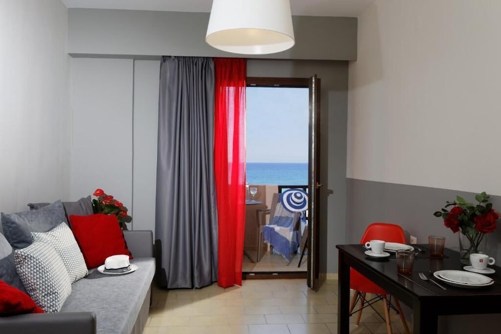 Dimitra Hotel & Apartments by Omilos Hotels — Hotel rooms in Kokkini Chani
