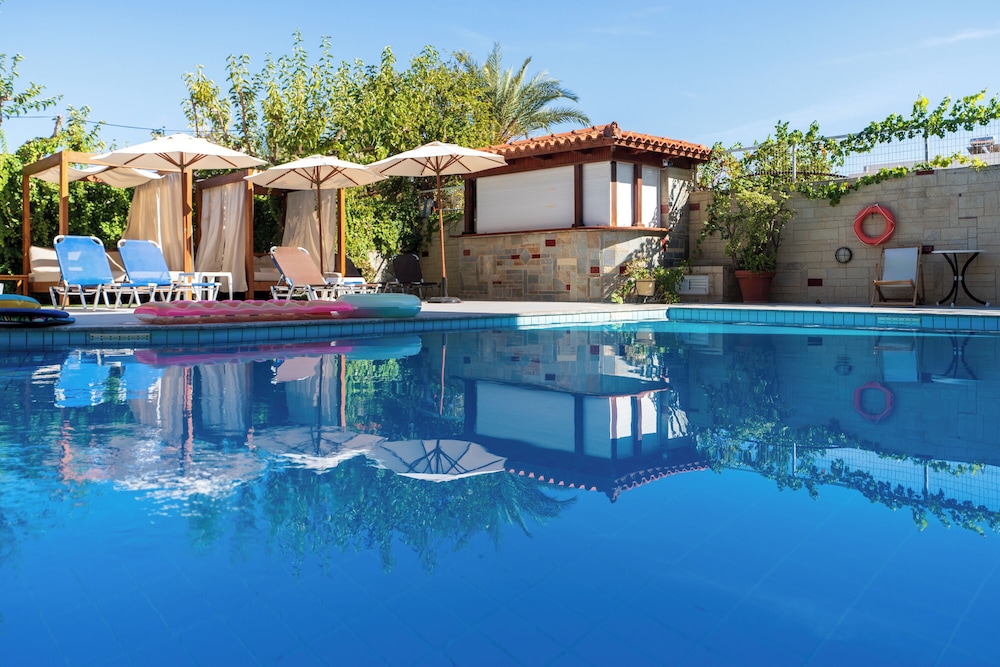 Dimitra Hotel & Apartments by Omilos Hotels — Swimming pool in Kokkini Chani