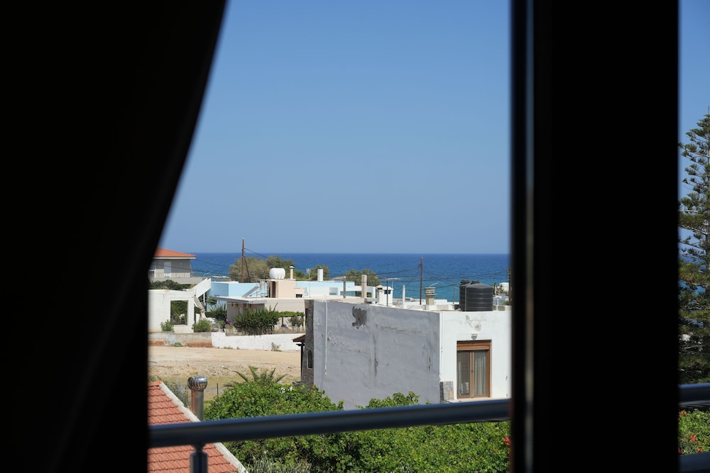 Dimitra Hotel & Apartments by Omilos Hotels — Hotel rooms in Kokkini Chani