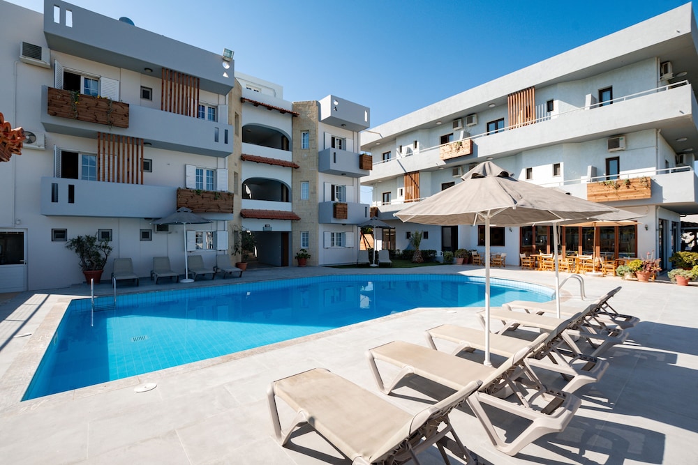 Dimitra Hotel & Apartments by Omilos Hotels — Swimming pool in Kokkini Chani