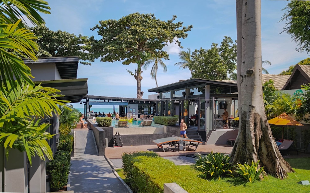Lub d Koh Samui Chaweng Beach - Beachfront Vibrant Social Vibe — Restaurant & bars in Bo Phut, Surat Thani