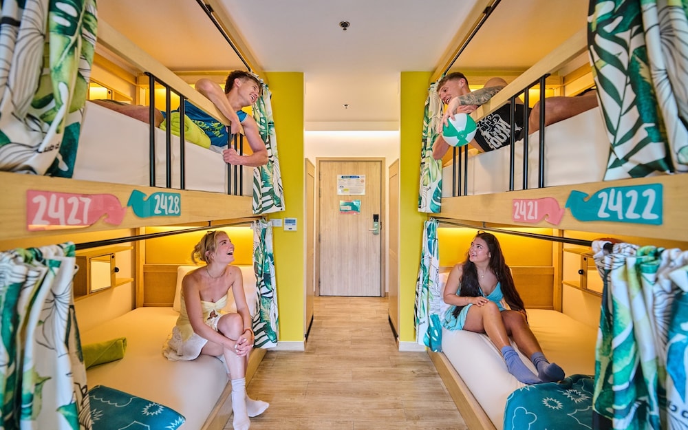Lub d Koh Samui Chaweng Beach - Beachfront Vibrant Social Vibe — Hotel rooms in Bo Phut, Surat Thani