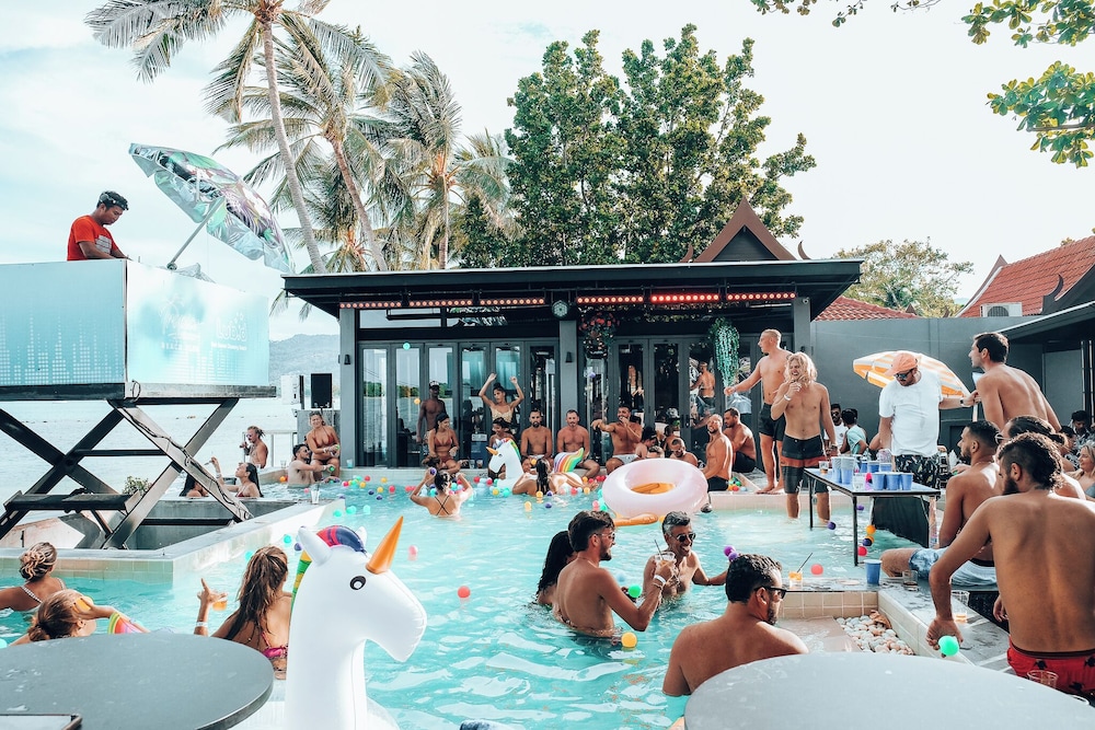 Lub d Koh Samui Chaweng Beach - Beachfront Vibrant Social Vibe — Swimming pool in Bo Phut, Surat Thani