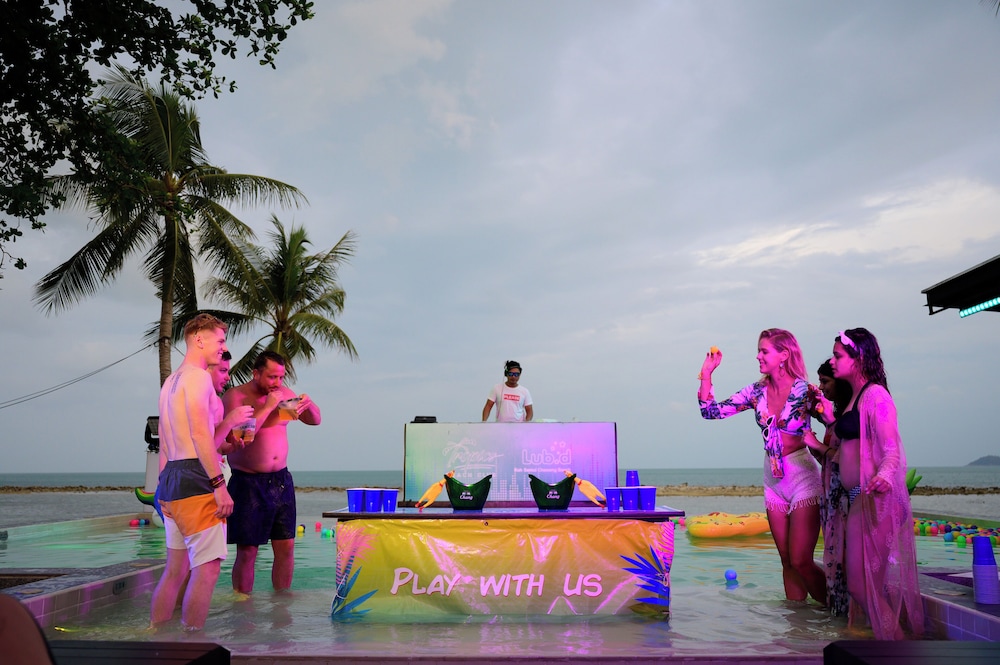 Lub d Koh Samui Chaweng Beach - Beachfront Vibrant Social Vibe — Sports & recreation in Bo Phut, Surat Thani