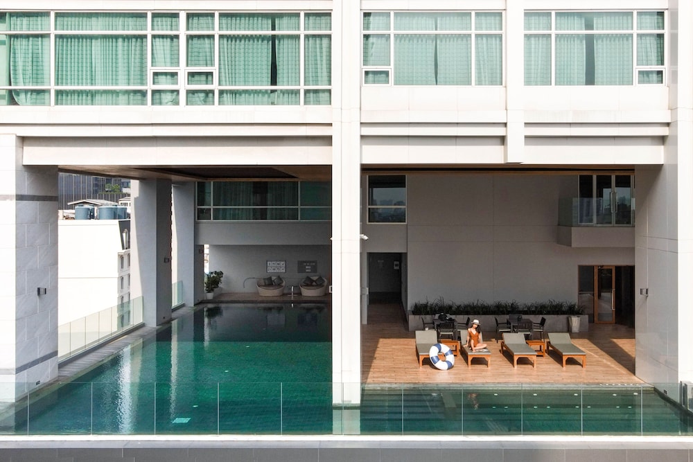 Jasmine 59 Hotel Thonglor Bangkok — Swimming pool in Bangkok, Bangkok