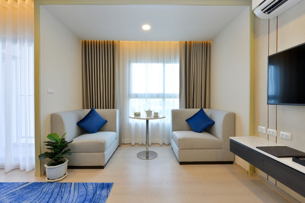 Centre Point Prime Hotel Pattaya — Hotel rooms in Pattaya, Chonburi