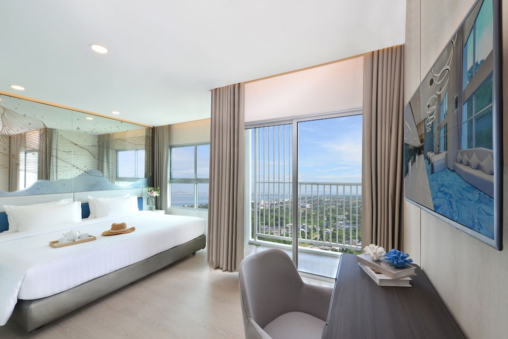 Centre Point Prime Hotel Pattaya — Hotel rooms in Pattaya, Chonburi