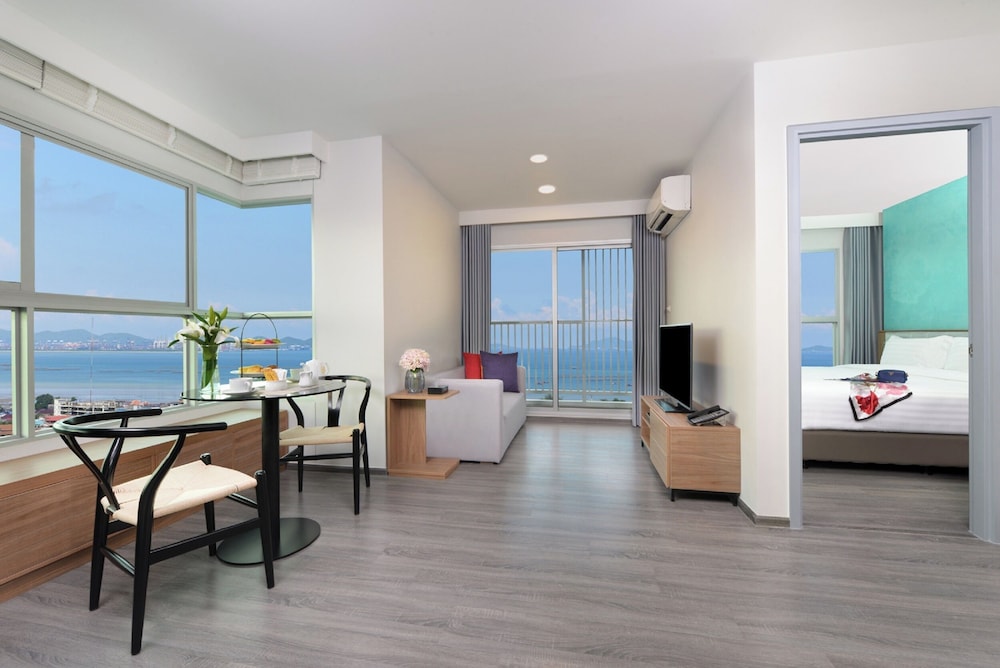 Centre Point Prime Hotel Pattaya — Hotel rooms in Pattaya, Chonburi