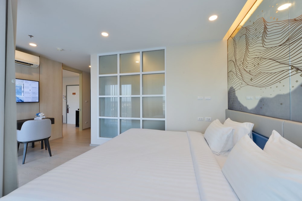 Centre Point Prime Hotel Pattaya — Hotel rooms in Pattaya, Chonburi