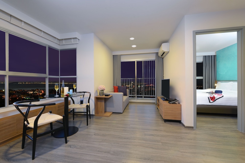 Centre Point Prime Hotel Pattaya — Hotel rooms in Pattaya, Chonburi