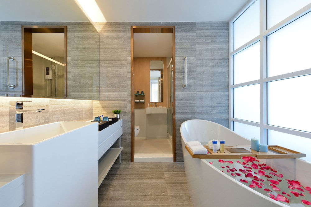 Centre Point Prime Hotel Pattaya — Hotel rooms in Pattaya, Chonburi