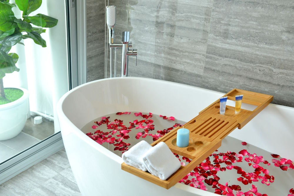 Centre Point Prime Hotel Pattaya — Spa in Pattaya, Chonburi