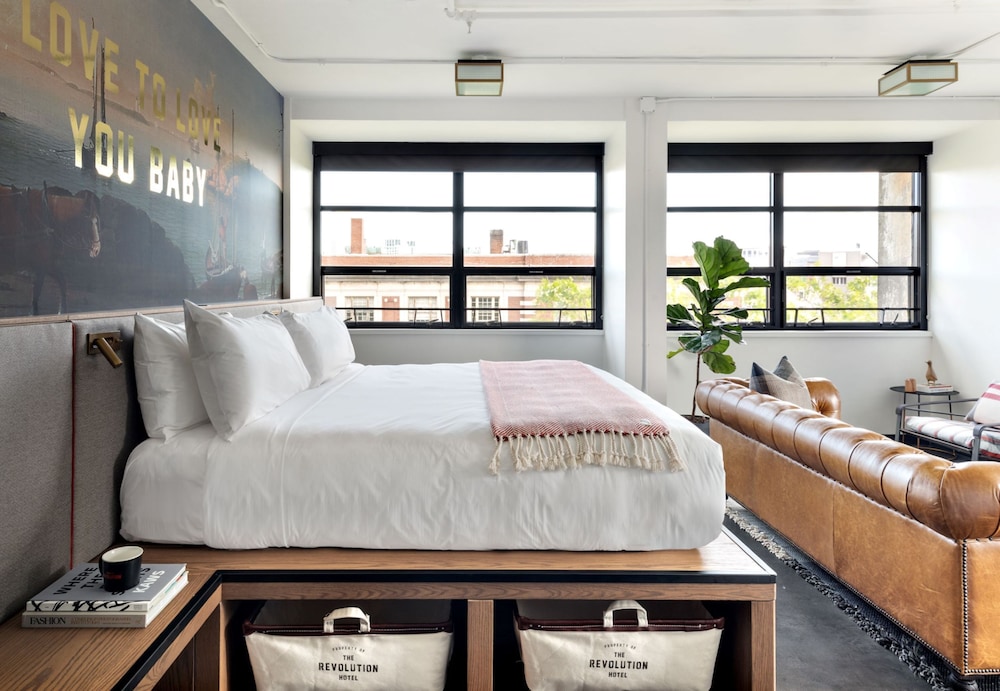 The Revolution Hotel — Hotel rooms in Boston, Massachusetts