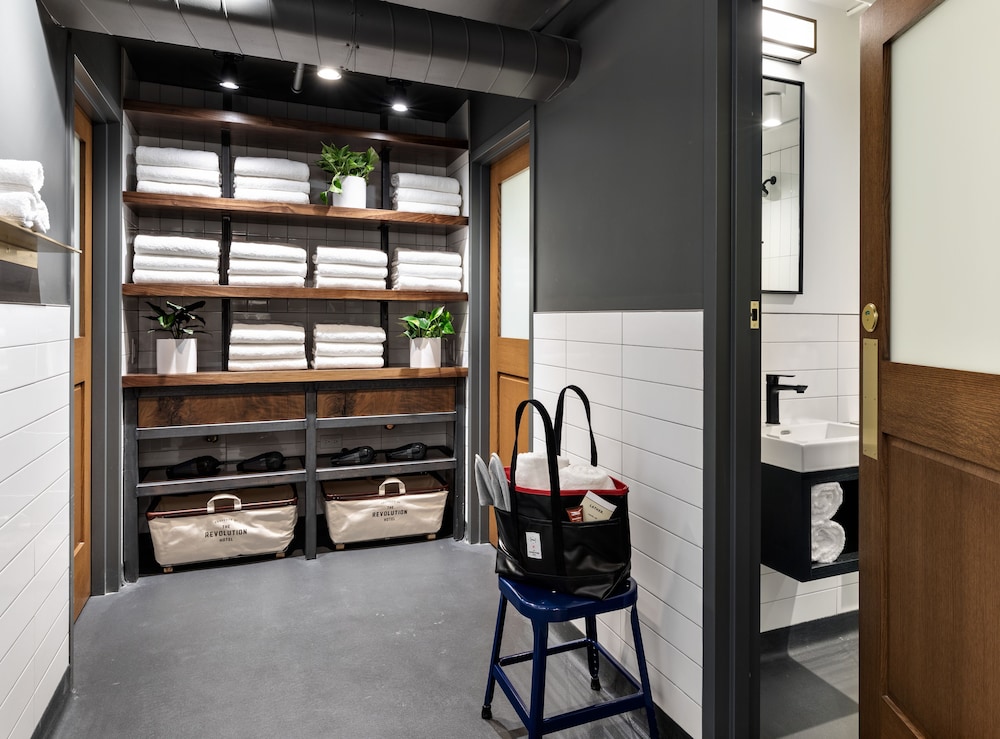 The Revolution Hotel — Hotel building in Boston, Massachusetts