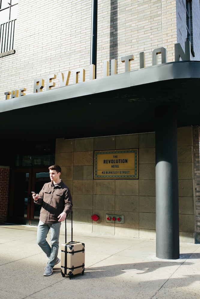 The Revolution Hotel — Hotel building in Boston, Massachusetts