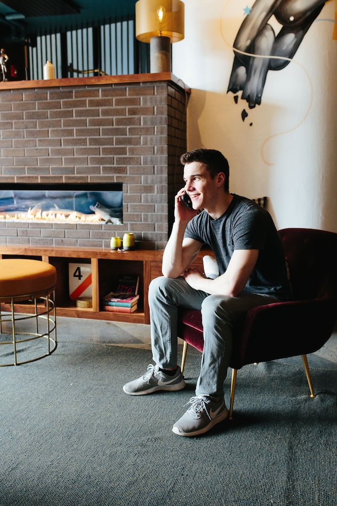 The Revolution Hotel — Hotel building in Boston, Massachusetts