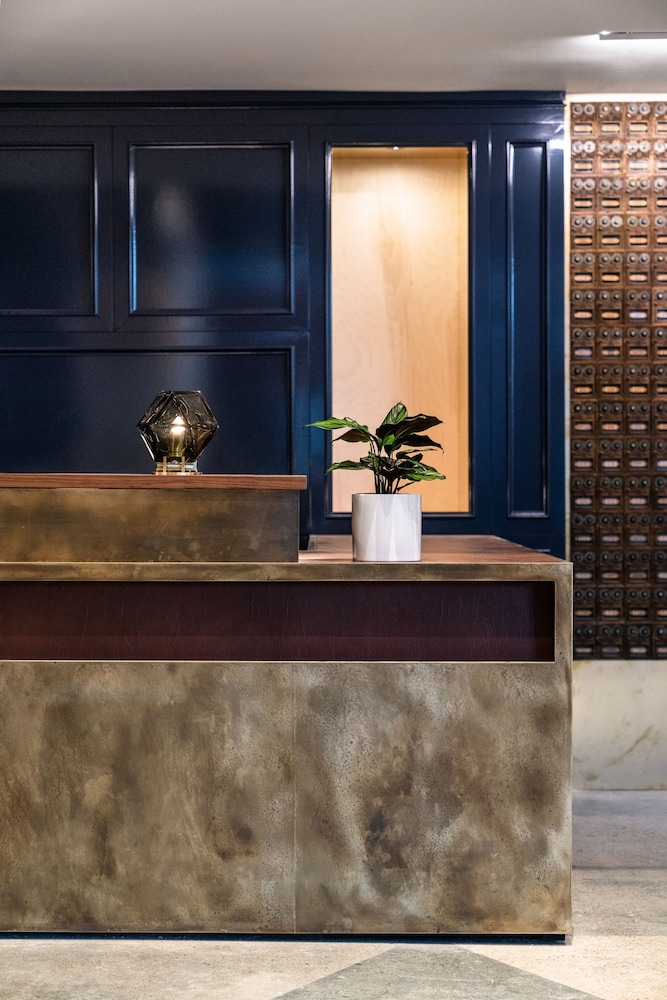The Revolution Hotel — Hotel building in Boston, Massachusetts