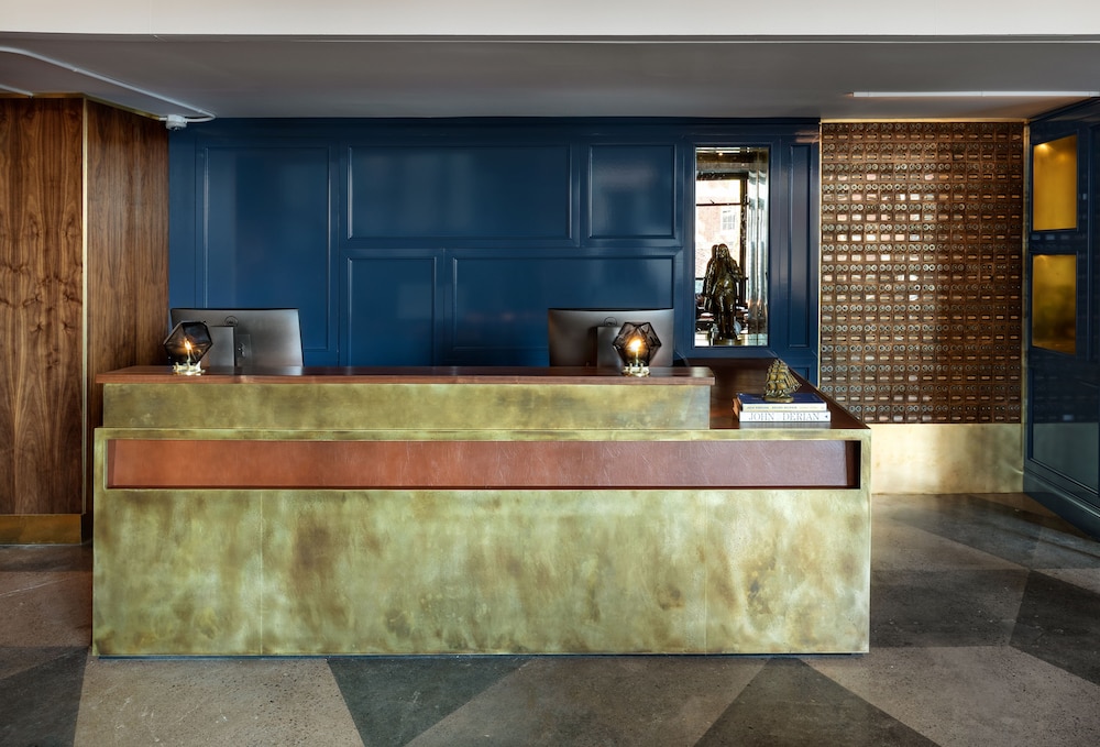 The Revolution Hotel — Hotel building in Boston, Massachusetts