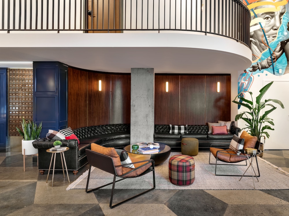 The Revolution Hotel — Hotel building in Boston, Massachusetts