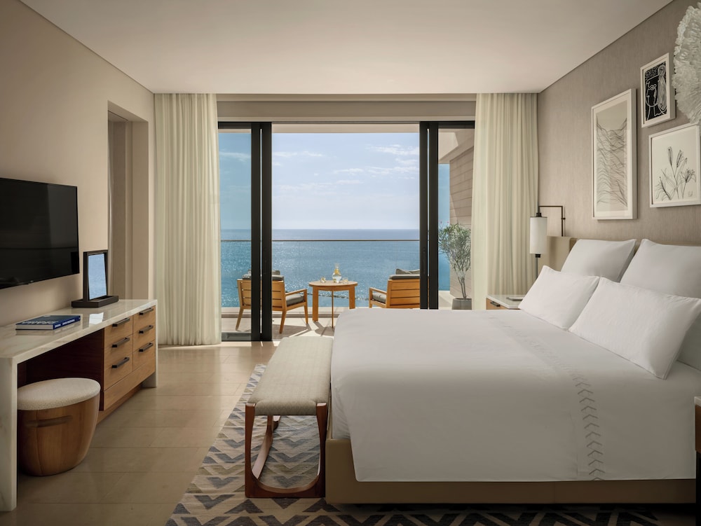 AMARA – Sea Your Only View™ — Hotel rooms in Limassol, Limassol Region