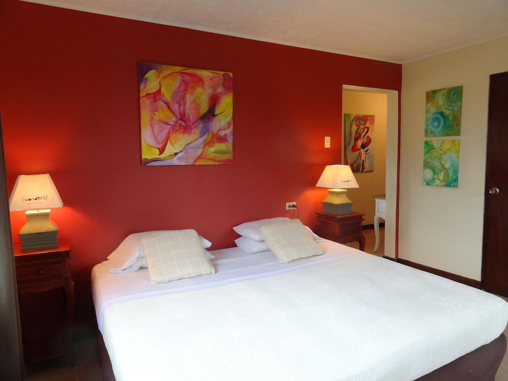 Wonders Boutique Hotel - Adults Only — Hotel rooms in Oranjestad, Aruba