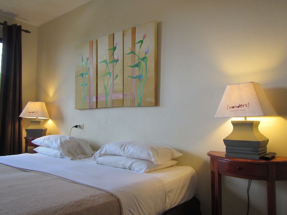 Wonders Boutique Hotel - Adults Only — Hotel rooms in Oranjestad, Aruba