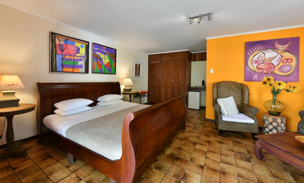 Wonders Boutique Hotel - Adults Only — Hotel rooms in Oranjestad, Aruba