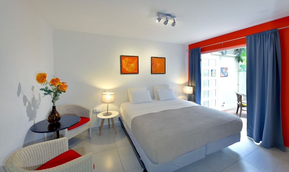 Wonders Boutique Hotel - Adults Only — Hotel rooms in Oranjestad, Aruba