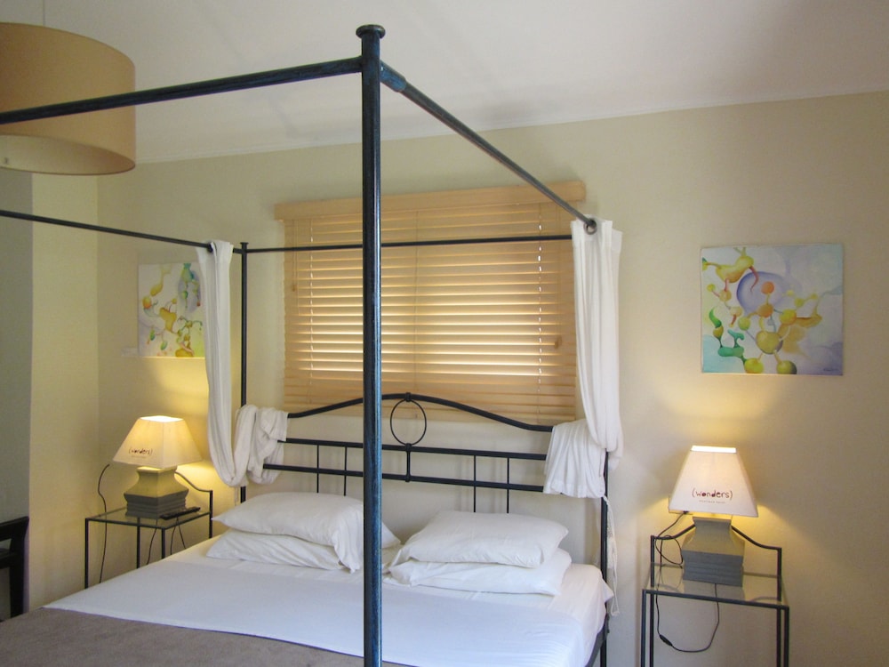 Wonders Boutique Hotel - Adults Only — Hotel rooms in Oranjestad, Aruba