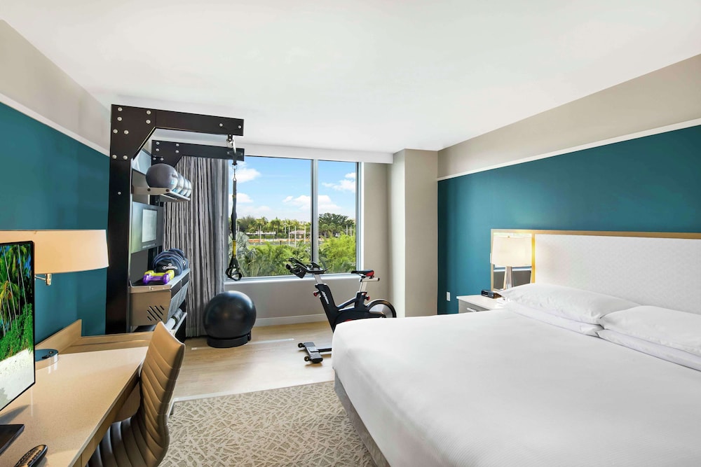 Hilton Miami Dadeland — Hotel rooms in Sunset, Florida