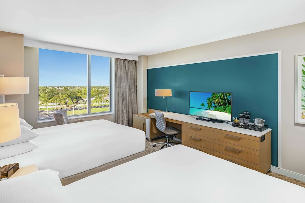 Hilton Miami Dadeland — Hotel rooms in Sunset, Florida
