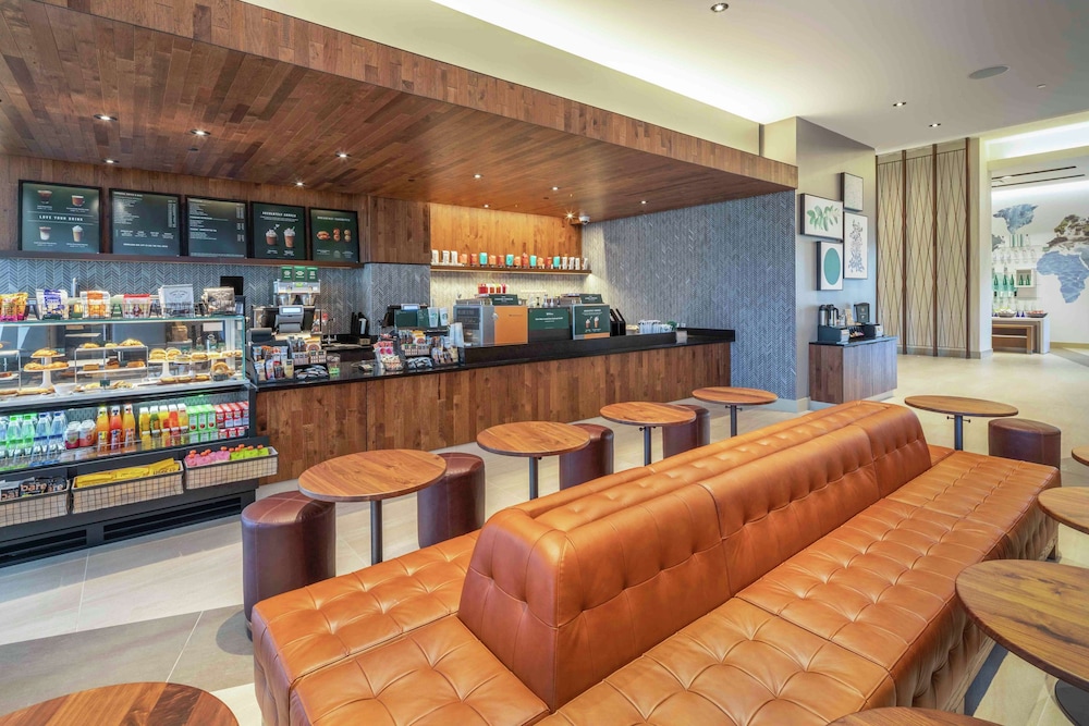 Hilton Miami Dadeland — Restaurant & bars in Sunset, Florida