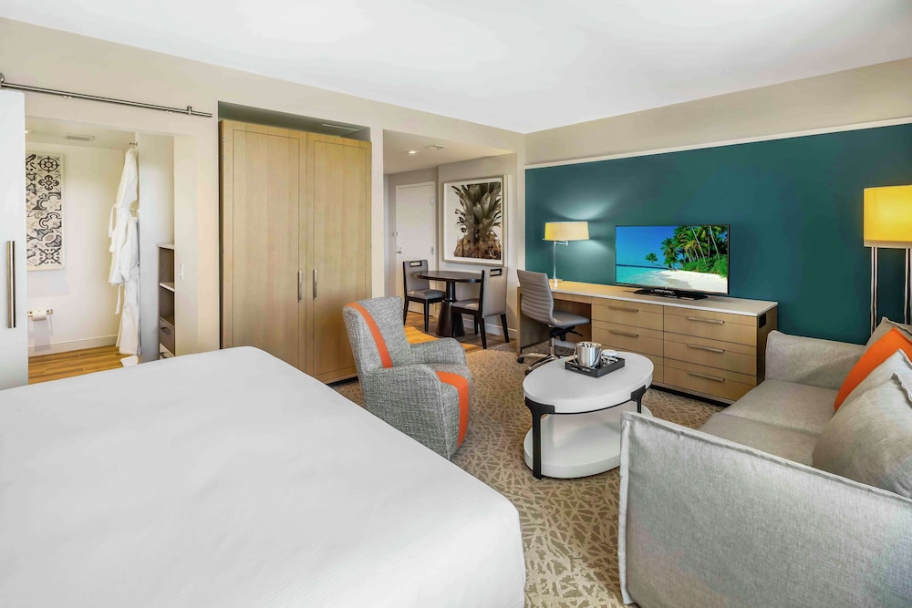 Hilton Miami Dadeland — Hotel rooms in Sunset, Florida