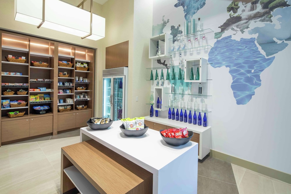 Hilton Miami Dadeland — Restaurant & bars in Sunset, Florida