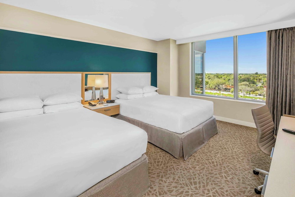 Hilton Miami Dadeland — Hotel rooms in Sunset, Florida