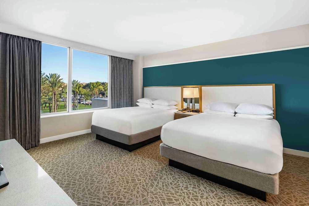 Hilton Miami Dadeland — Hotel rooms in Sunset, Florida