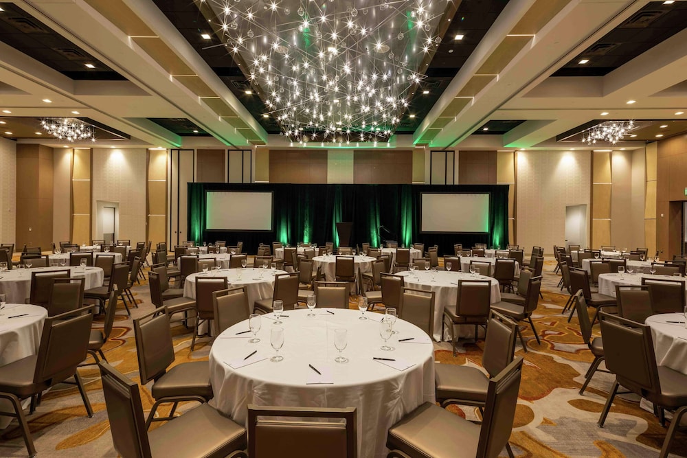 Hilton Miami Dadeland — Restaurant & bars in Sunset, Florida